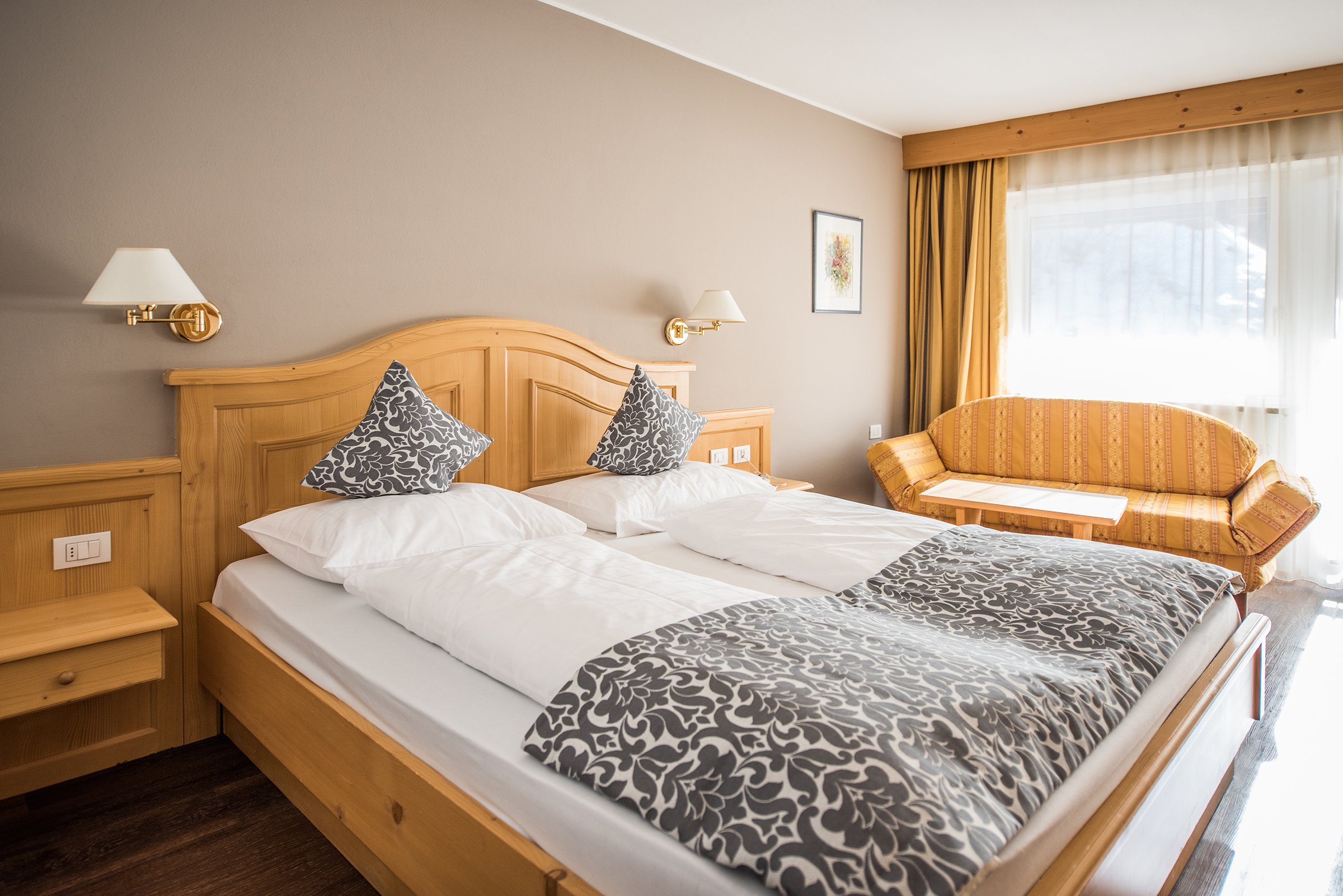rotwild_Zimmer_209_4238.jpg