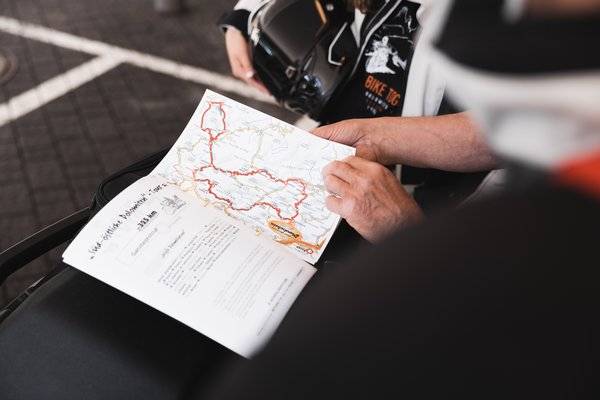 Roadbook mit 35 Touren für Motorradfahrer in Südtirol und Dolomiten
