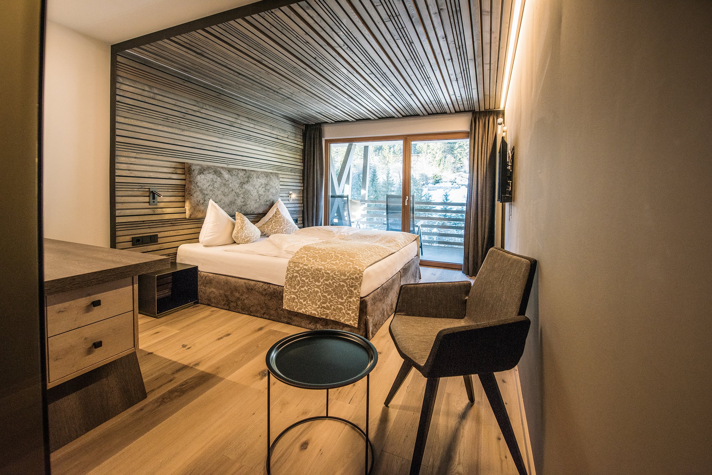 rotwild_Zimmer_205_4061.jpg