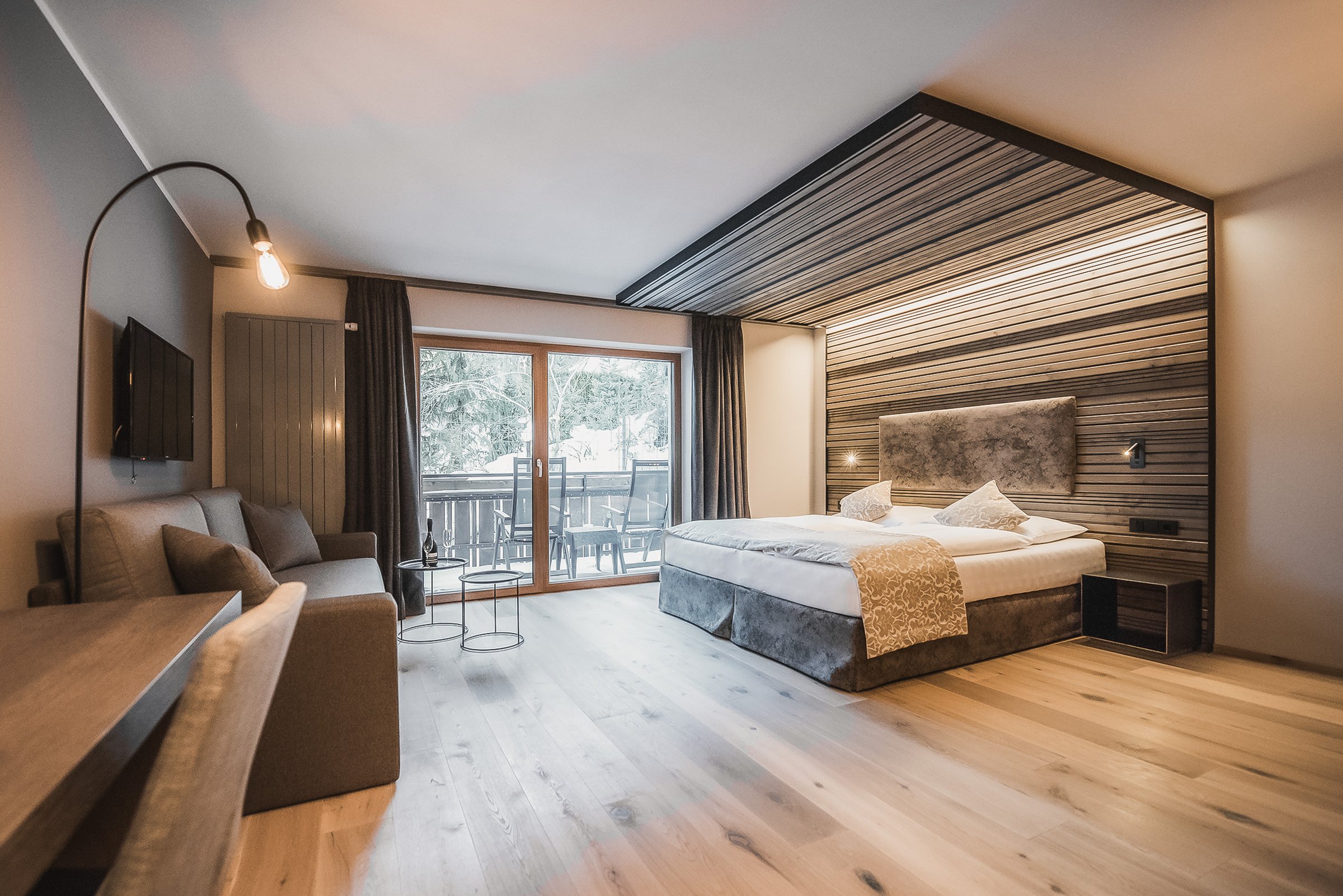 rotwild_Zimmer_211_4091.jpg