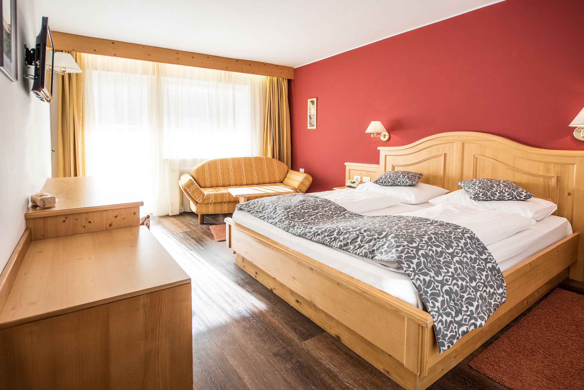 rotwild_Zimmer_208_4223.jpg